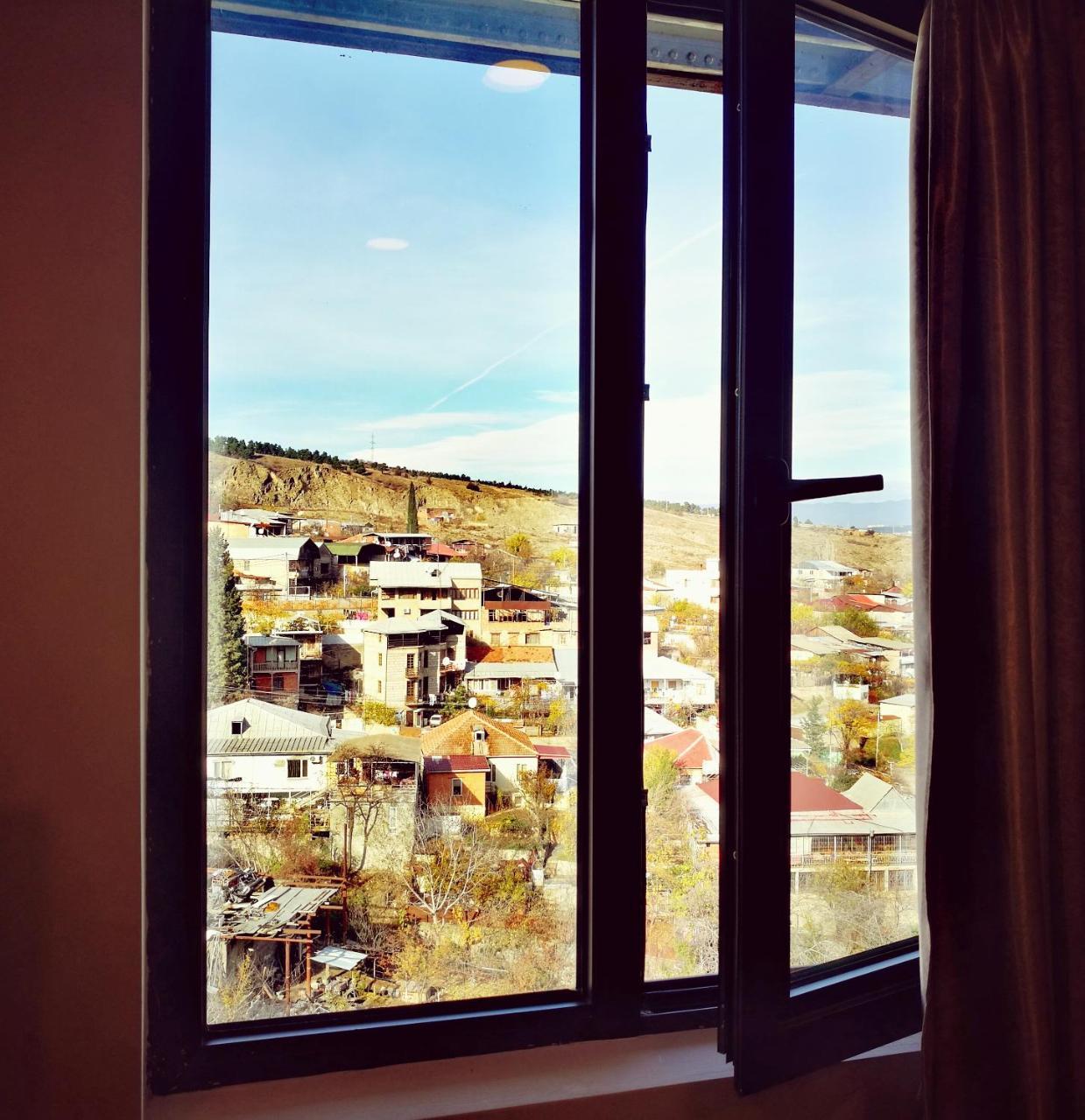 Top Boutique Hotel（首席精品酒店） Tbilisi ภายนอก รูปภาพ